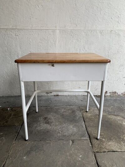 Lovely, Mid-Century child's desk, very sturdy and heavy, great condition