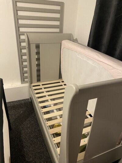 Bambini Cot Bed