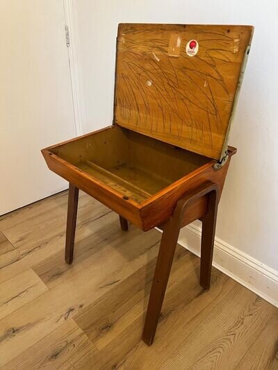 Children’s School Wooden Desk with Lift up Lid